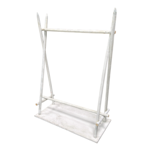 Holzständer für Ski 1